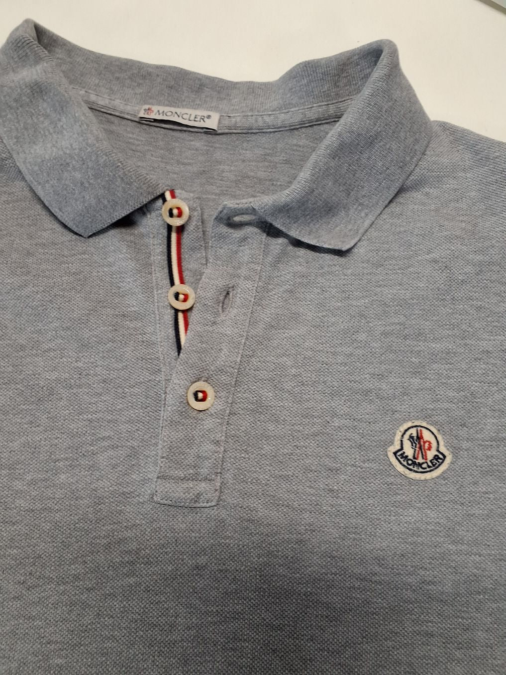 Moncler T-shirt